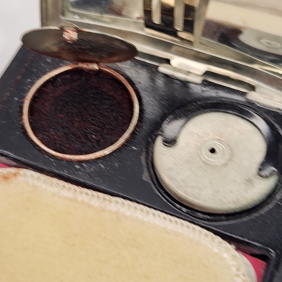 art deco 1930s powder blush compact makeup purse terri wrist strap coin parfume - Picture 6 of 11